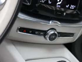 Volvo XC60 (2020) thumbnail 31