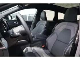Volvo XC60 (2025) thumbnail 17