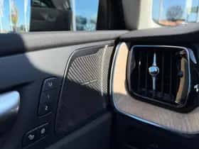 Volvo XC60 (2025) thumbnail 22