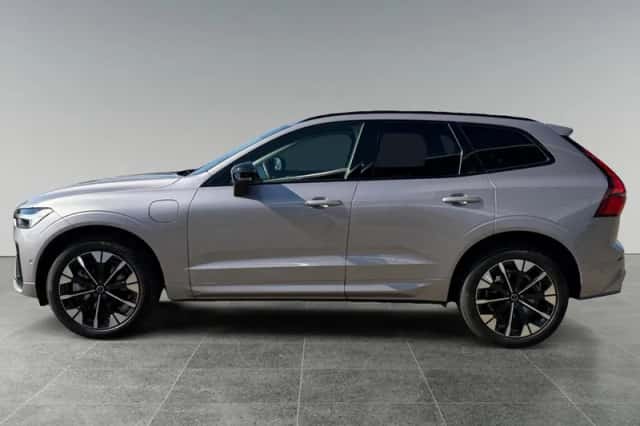 Volvo XC60 (2025) thumbnail 4