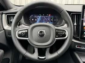 Volvo XC60 (2025) thumbnail 12