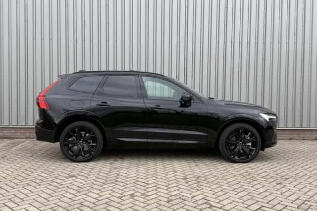 Volvo XC60 (2025) thumbnail 4