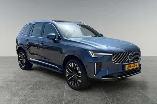 Volvo XC90 (2025) thumbnail 2