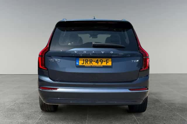Volvo XC90 (2025) thumbnail 6