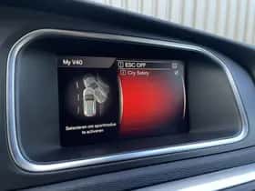 Volvo V40 (2017) thumbnail 21