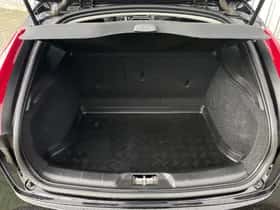 Volvo V40 (2017) thumbnail 25