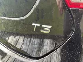 Volvo V40 (2017) thumbnail 9