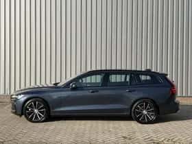 Volvo V60 (2025) thumbnail 2