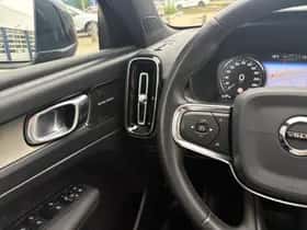 Volvo XC40 (2019) thumbnail 24