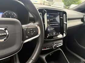 Volvo XC40 (2019) thumbnail 25