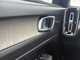 Volvo XC40 (2019) thumbnail 26