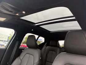 Volvo XC40 (2019) thumbnail 28