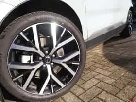 Volvo EX30 (2025) thumbnail 3