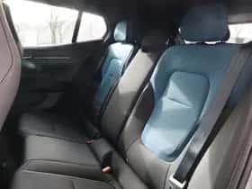Volvo EX30 (2025) thumbnail 24