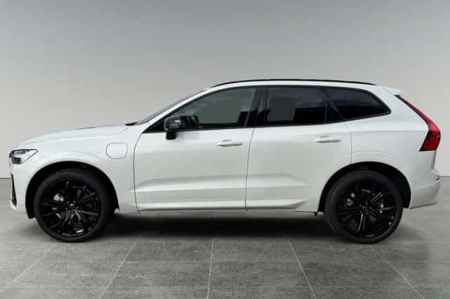 Volvo XC60 (2025) thumbnail 4