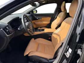 Volvo V90 (2022) thumbnail 3