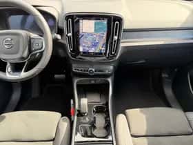 Volvo EX40 (2025) thumbnail 15