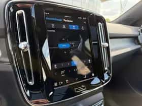 Volvo EX40 (2025) thumbnail 21