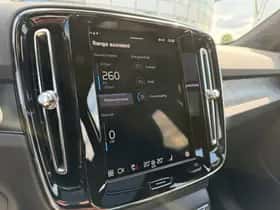 Volvo EX40 (2025) thumbnail 22