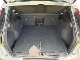 Volvo EX40 (2025) thumbnail 9