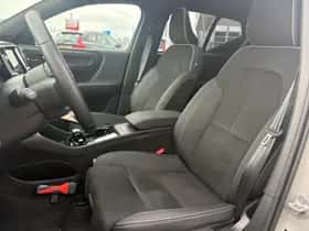 Volvo EX40 (2025) thumbnail 24