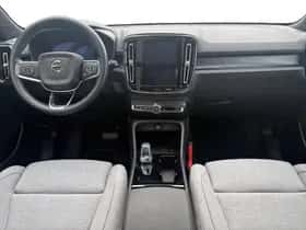 Volvo EX40 (2025) thumbnail 10