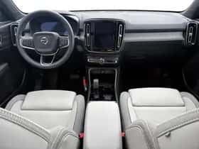 Volvo EX40 (2025) thumbnail 12