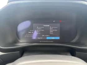 Volvo EX40 (2025) thumbnail 14