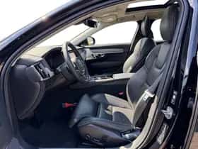 Volvo V90 (2025) thumbnail 3