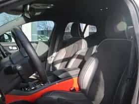 Volvo XC40 (2020) thumbnail 11