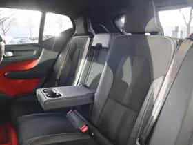 Volvo XC40 (2020) thumbnail 30