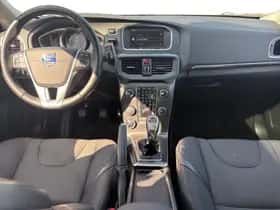 Volvo V40 (2013) thumbnail 11