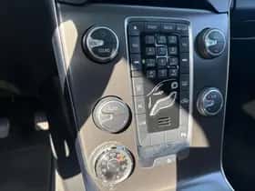 Volvo V40 (2013) thumbnail 18
