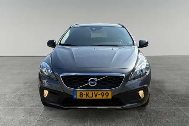 Volvo V40 (2013) thumbnail 6