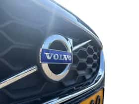 Volvo V40 (2013) thumbnail 10