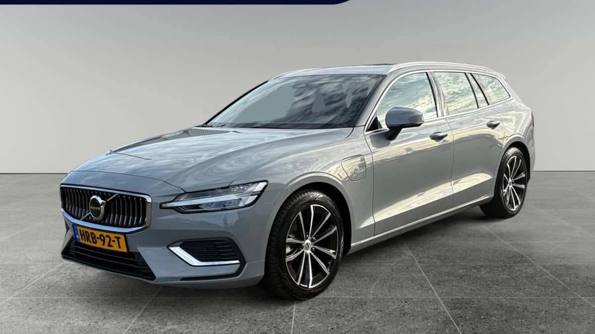Volvo V60 (2025) — foto 1