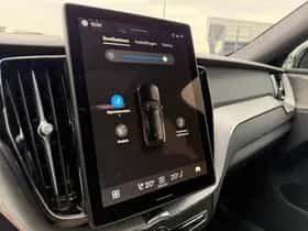Volvo XC60 (2025) thumbnail 25
