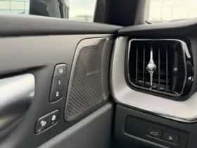 Volvo XC60 (2025) thumbnail 29