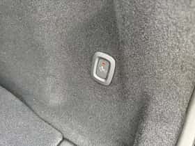 Volvo XC60 (2025) thumbnail 9