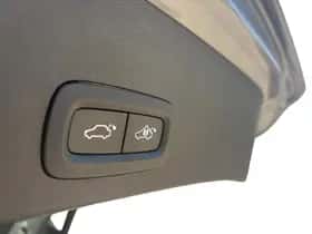 Volvo XC40 (2024) thumbnail 9