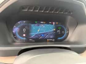 Volvo XC90 (2025) thumbnail 9