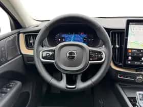 Volvo XC60 (2025) thumbnail 13