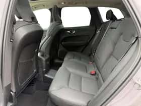 Volvo XC60 (2025) thumbnail 17