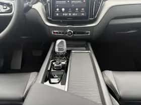 Volvo XC60 (2025) thumbnail 15