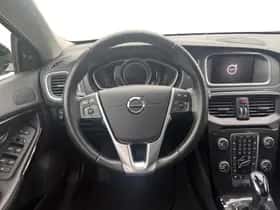 Volvo V40 (2018) thumbnail 12