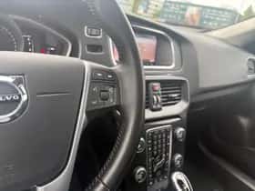 Volvo V40 (2018) thumbnail 21