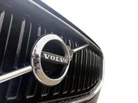 Volvo XC60 (2019) thumbnail 9