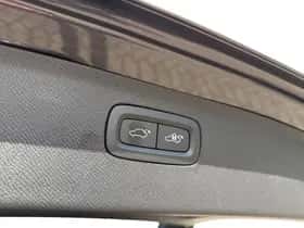 Volvo XC90 (2024) thumbnail 17