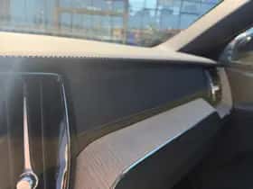 Volvo XC60 (2023) thumbnail 20