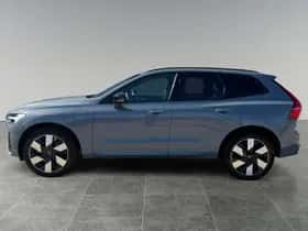 Volvo XC60 (2023) thumbnail 5